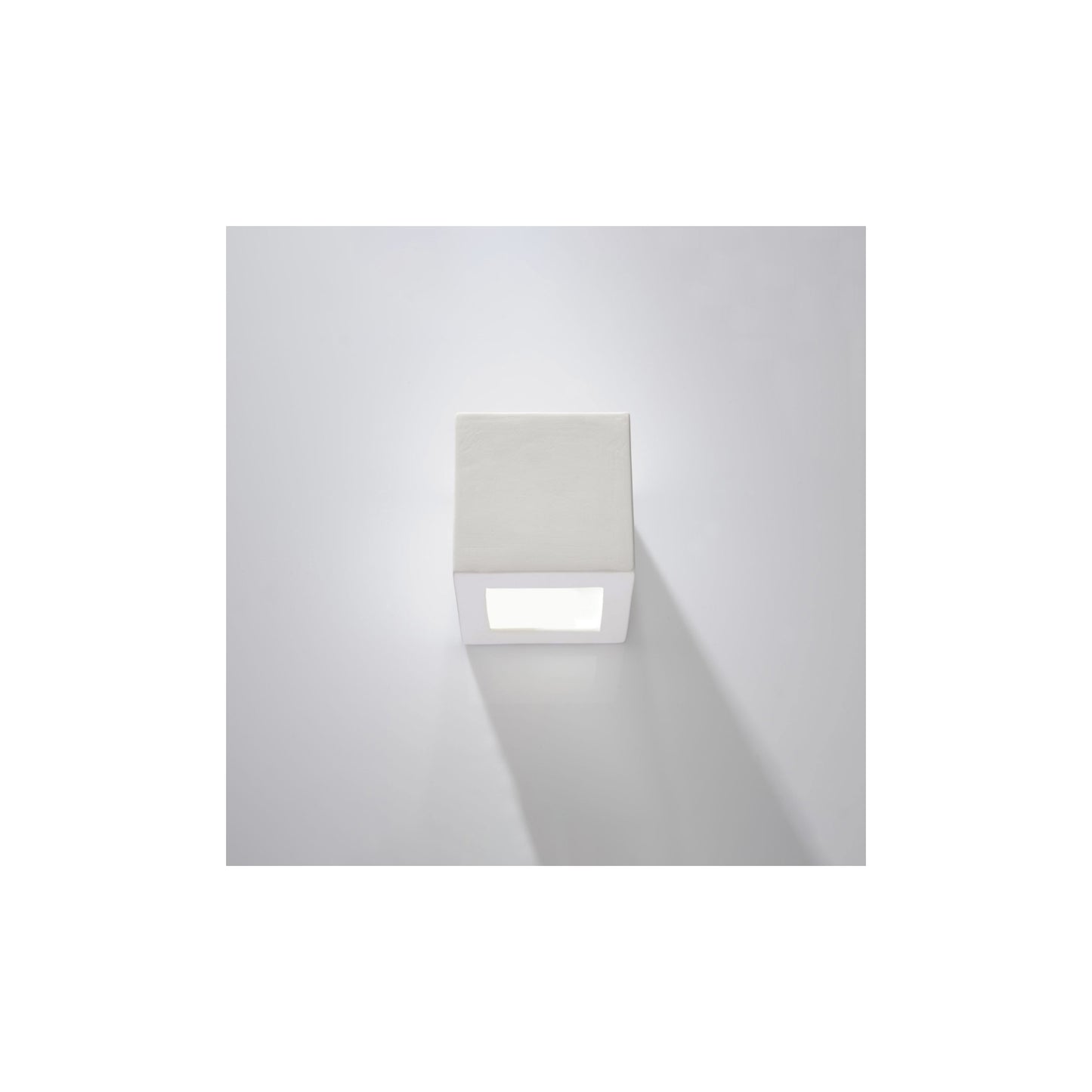 Leo Ceramic Wall Light in White