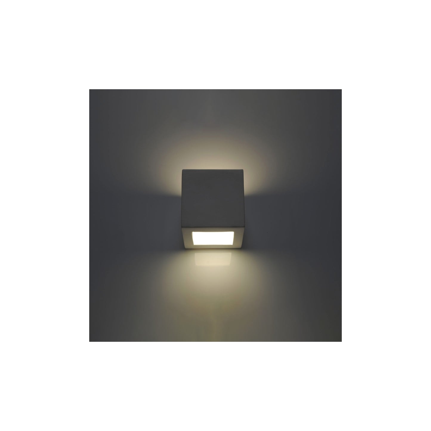 Leo Ceramic Wall Light in White