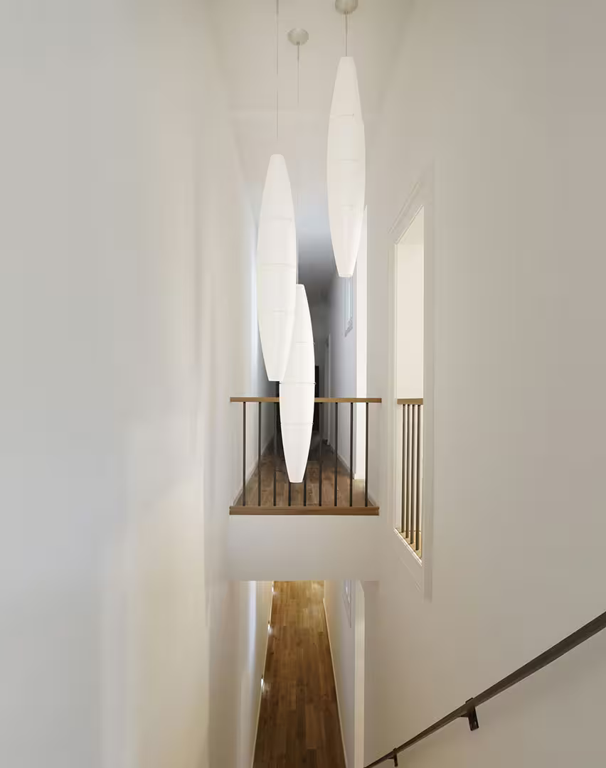 Havana White Pendant