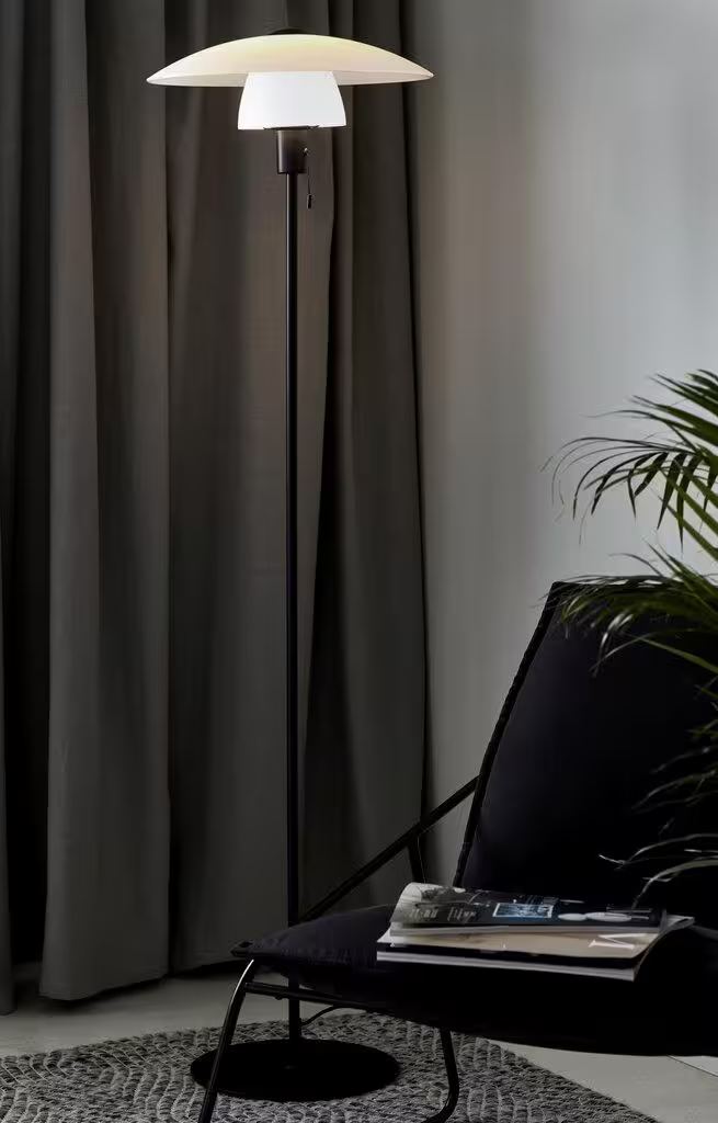 Verona Floor Lamp Black