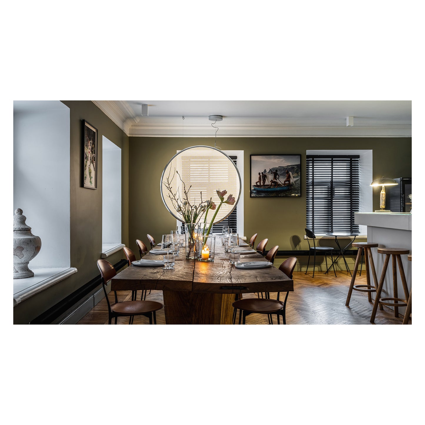 Discovery Vertical 100 RGBW LED Pendant DALI