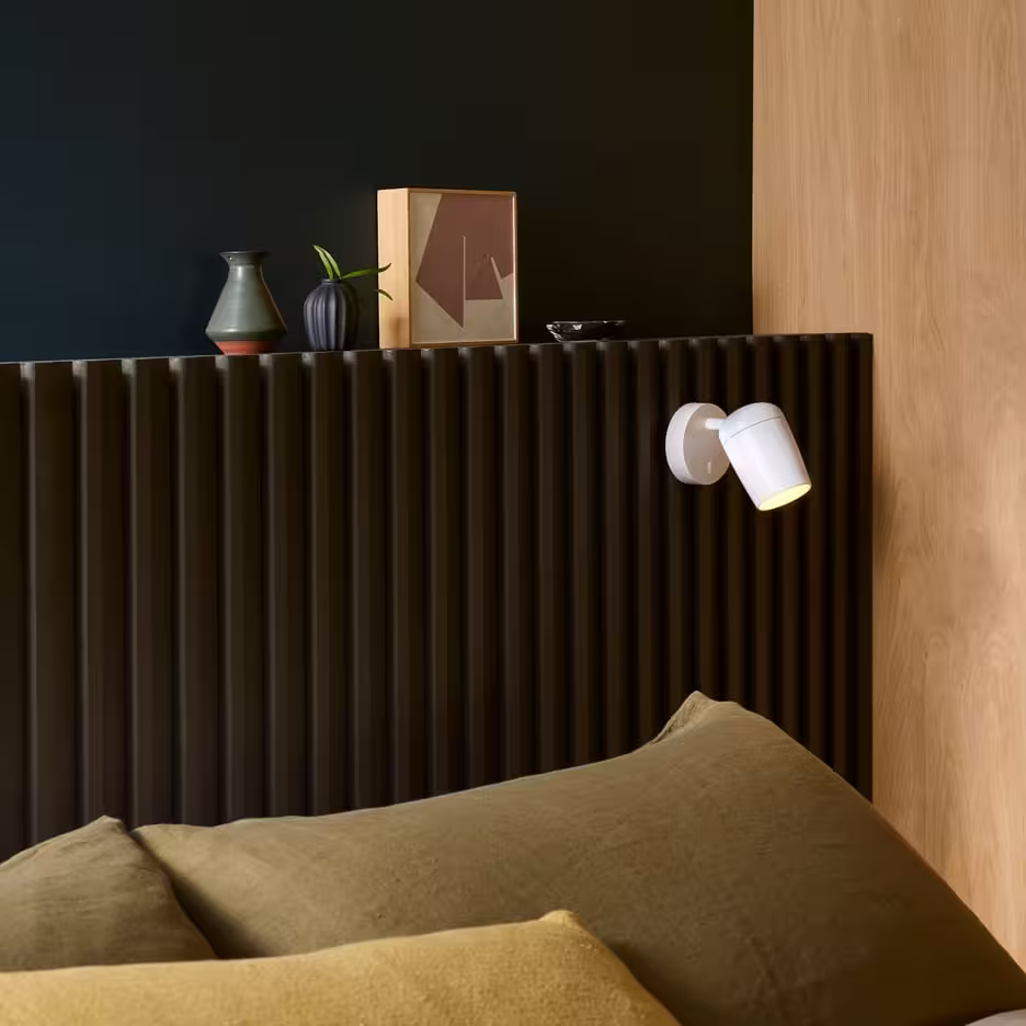 Koto Single Switched Wall Light