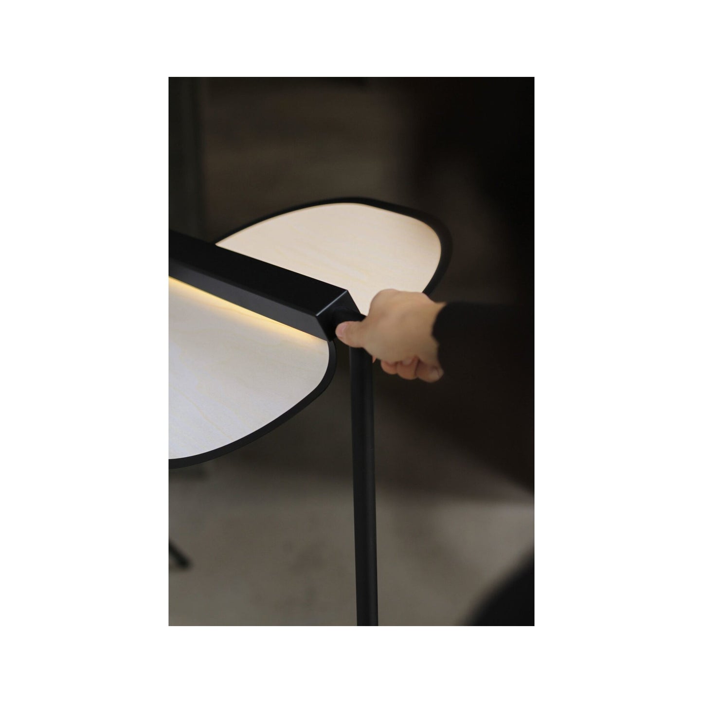 Omma Floor Lamp