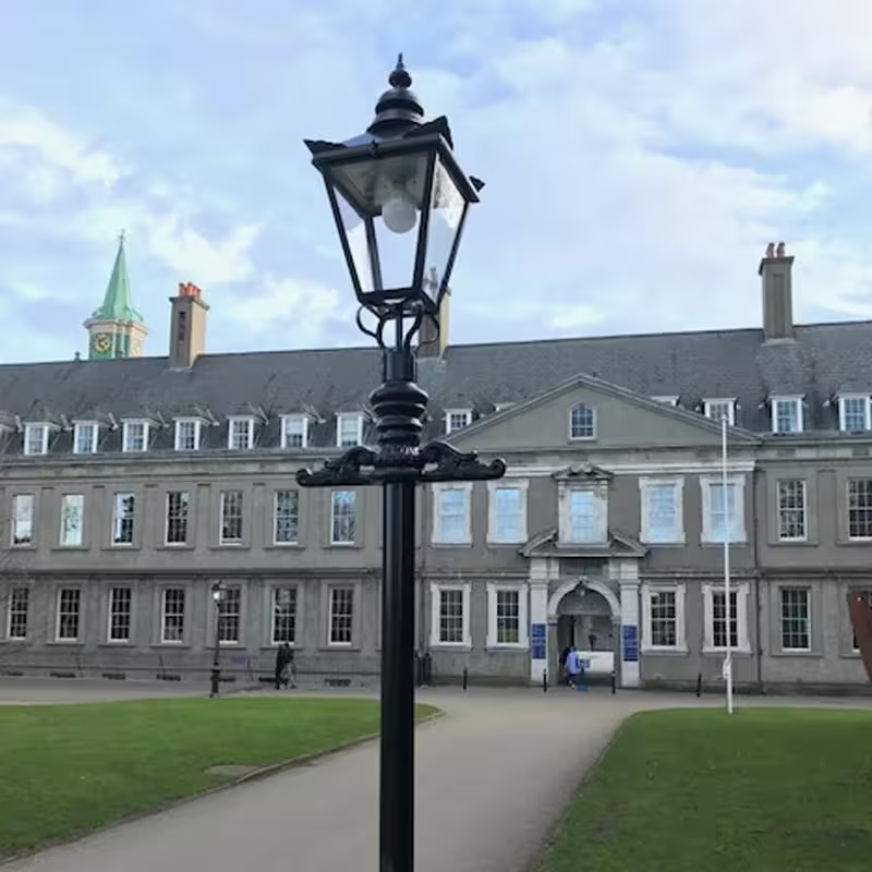 Victorian Traditional Cast Iron Lamp Post 3.5M