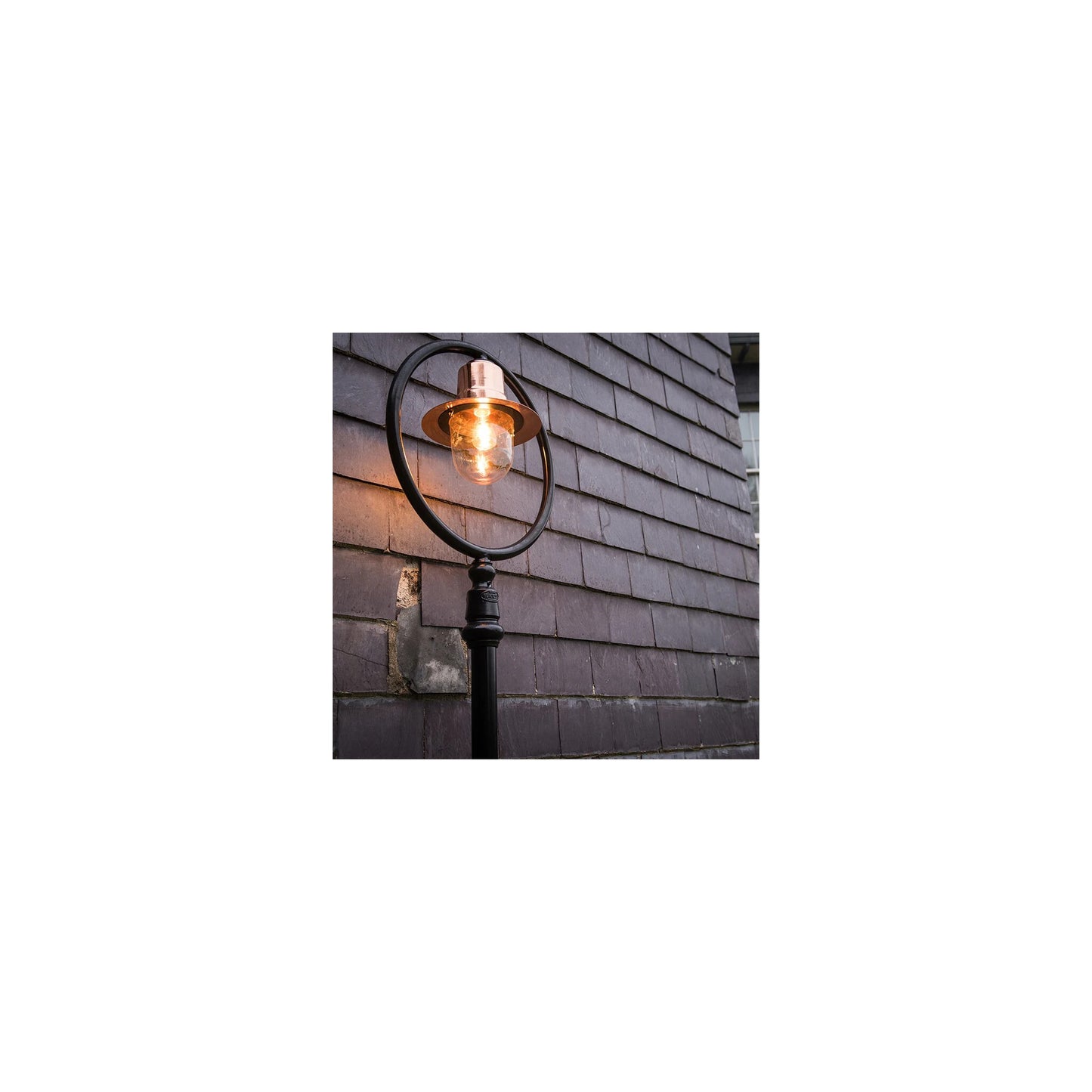 Classic railway style lamp post in cast iron and steel 2.73m