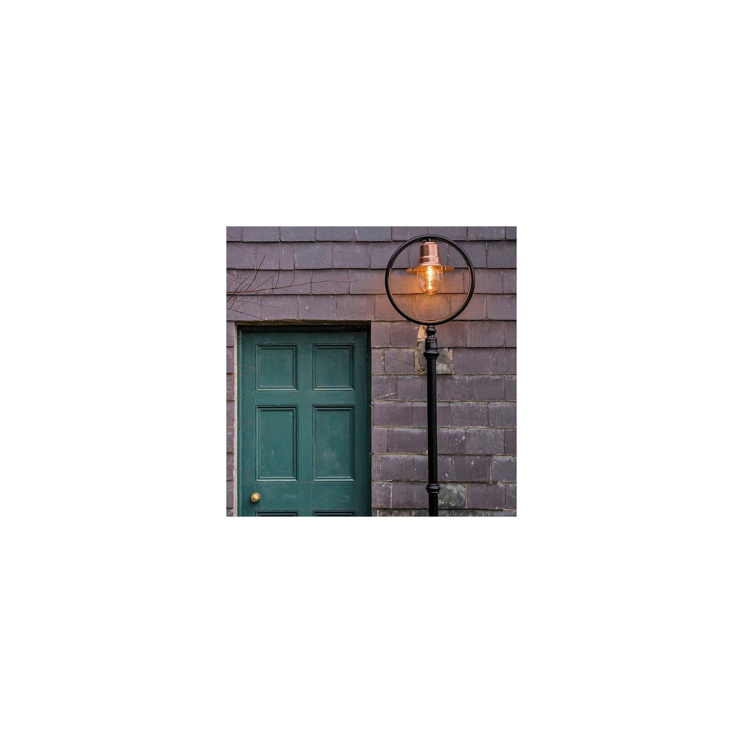 Classic railway style lamp post in cast iron and steel 2.43m