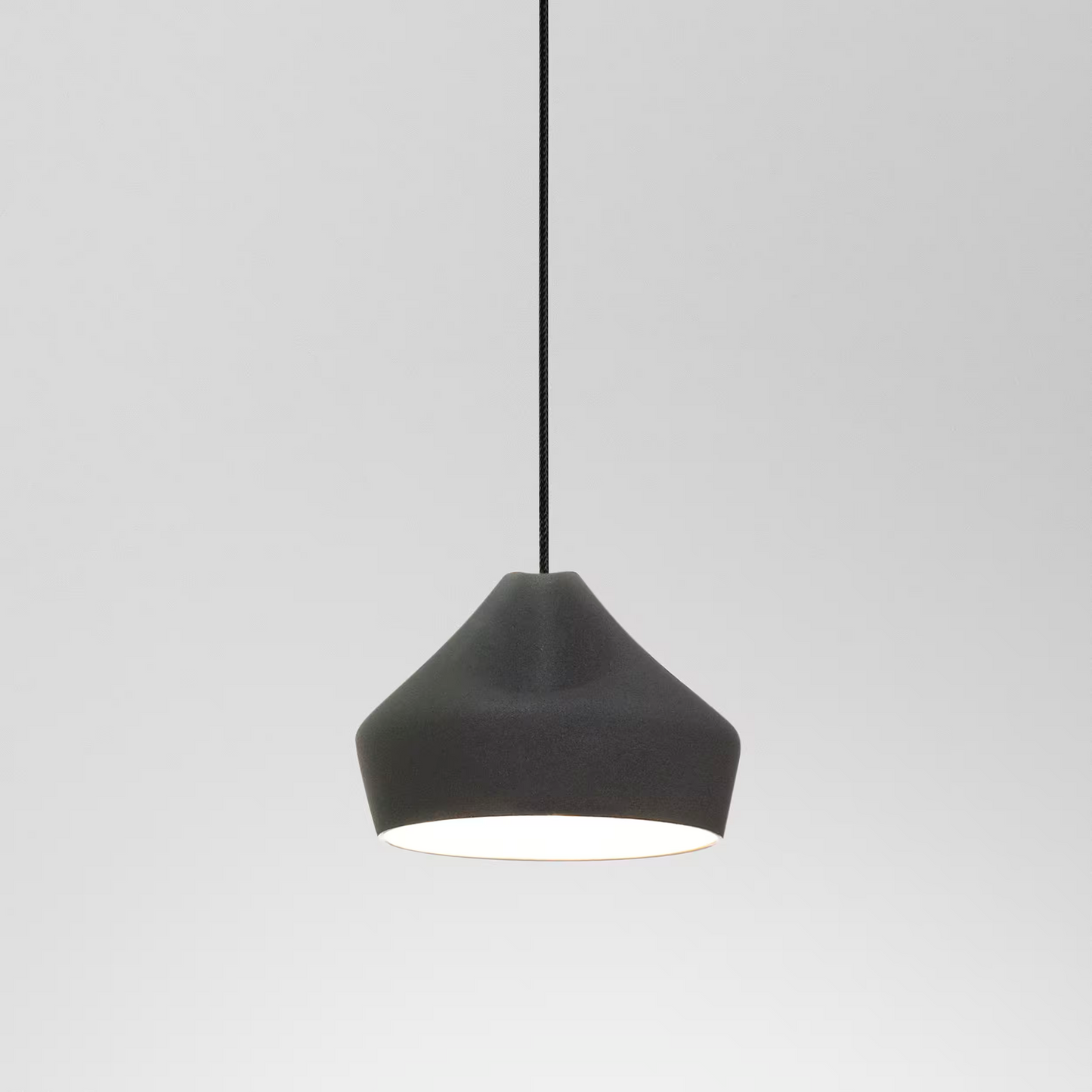 Pleat Box 24 Medium Pendant
