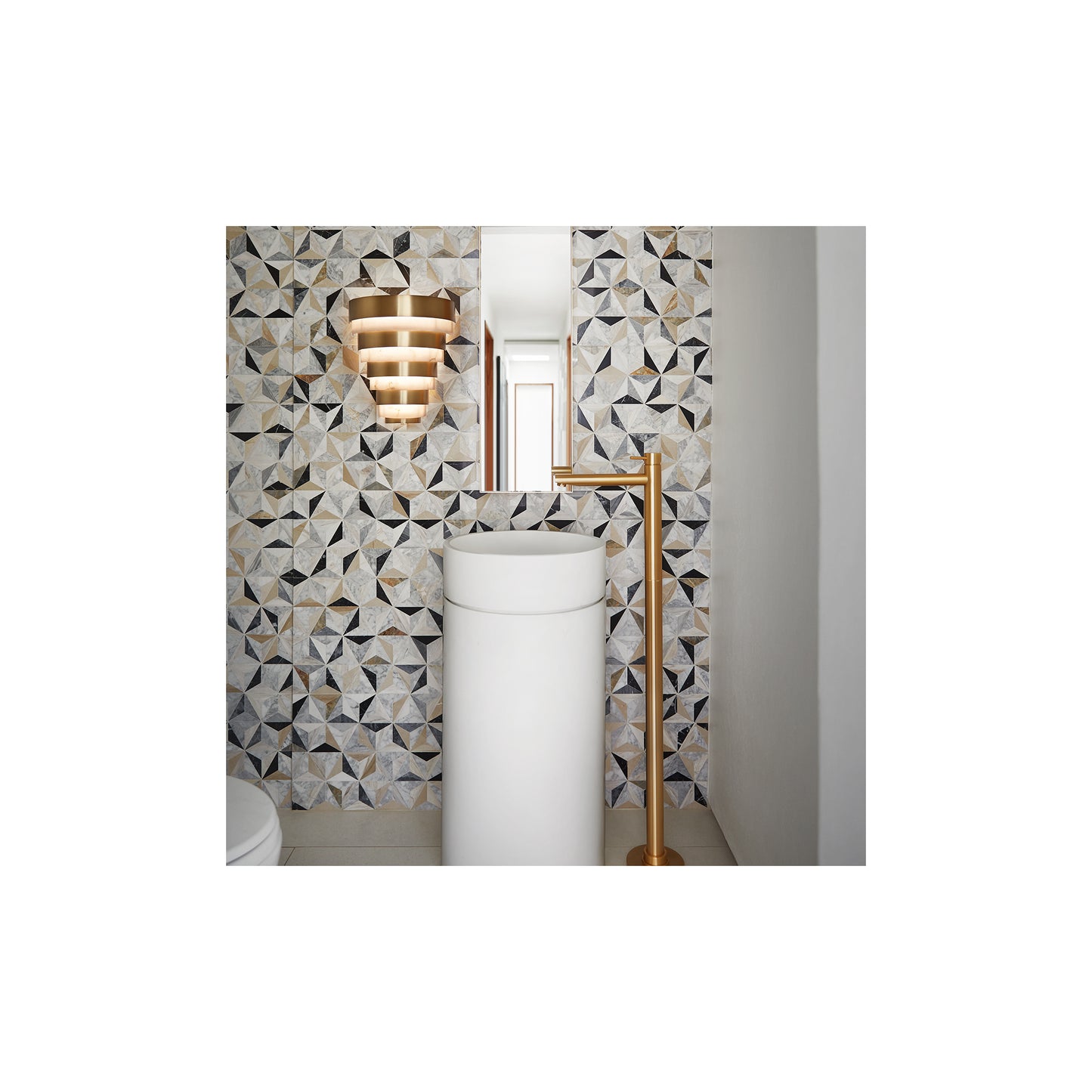 Echelon LED Wall Light in Heritage Brass