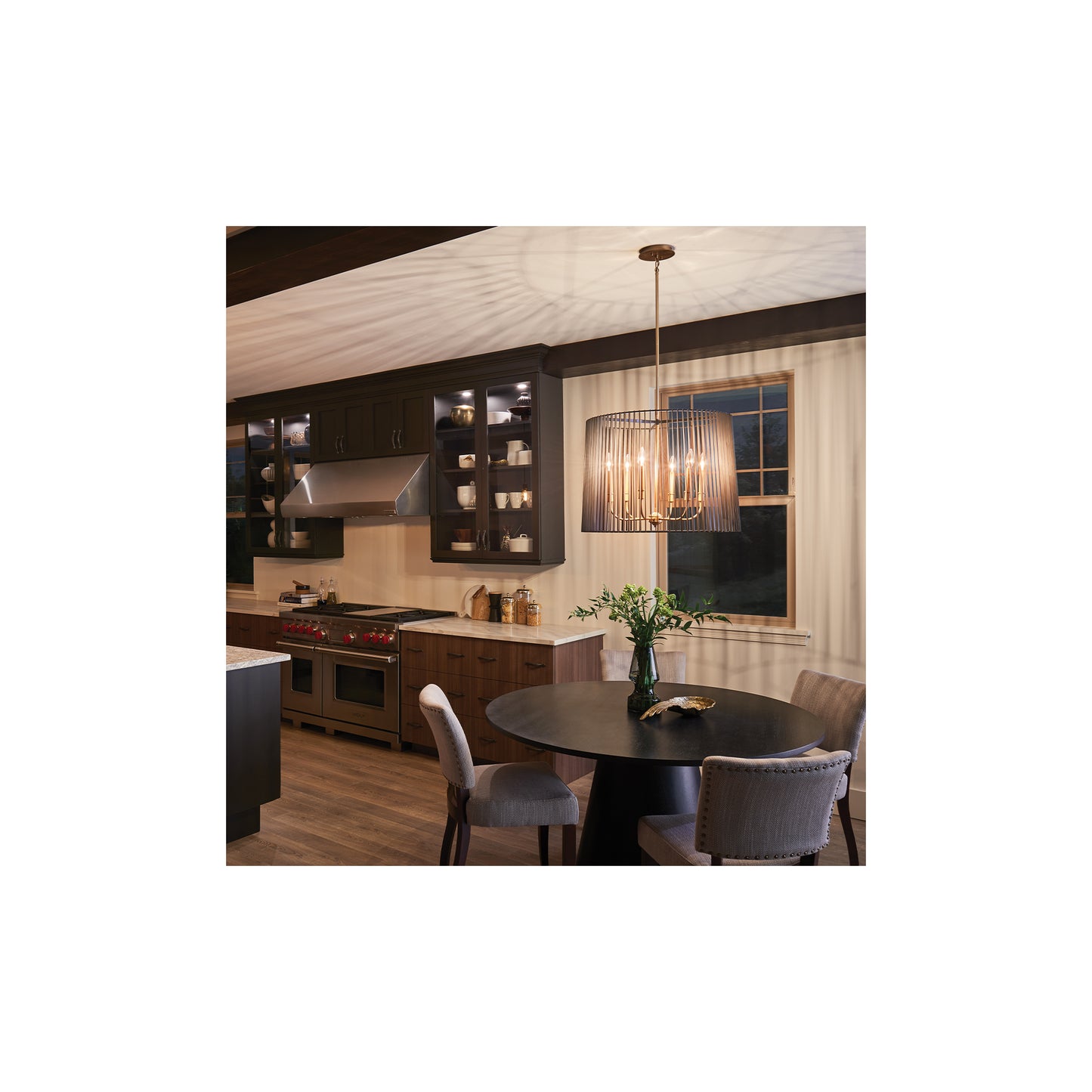 Linara 6-Light Pendant Chandelier in Black & Natural Brass