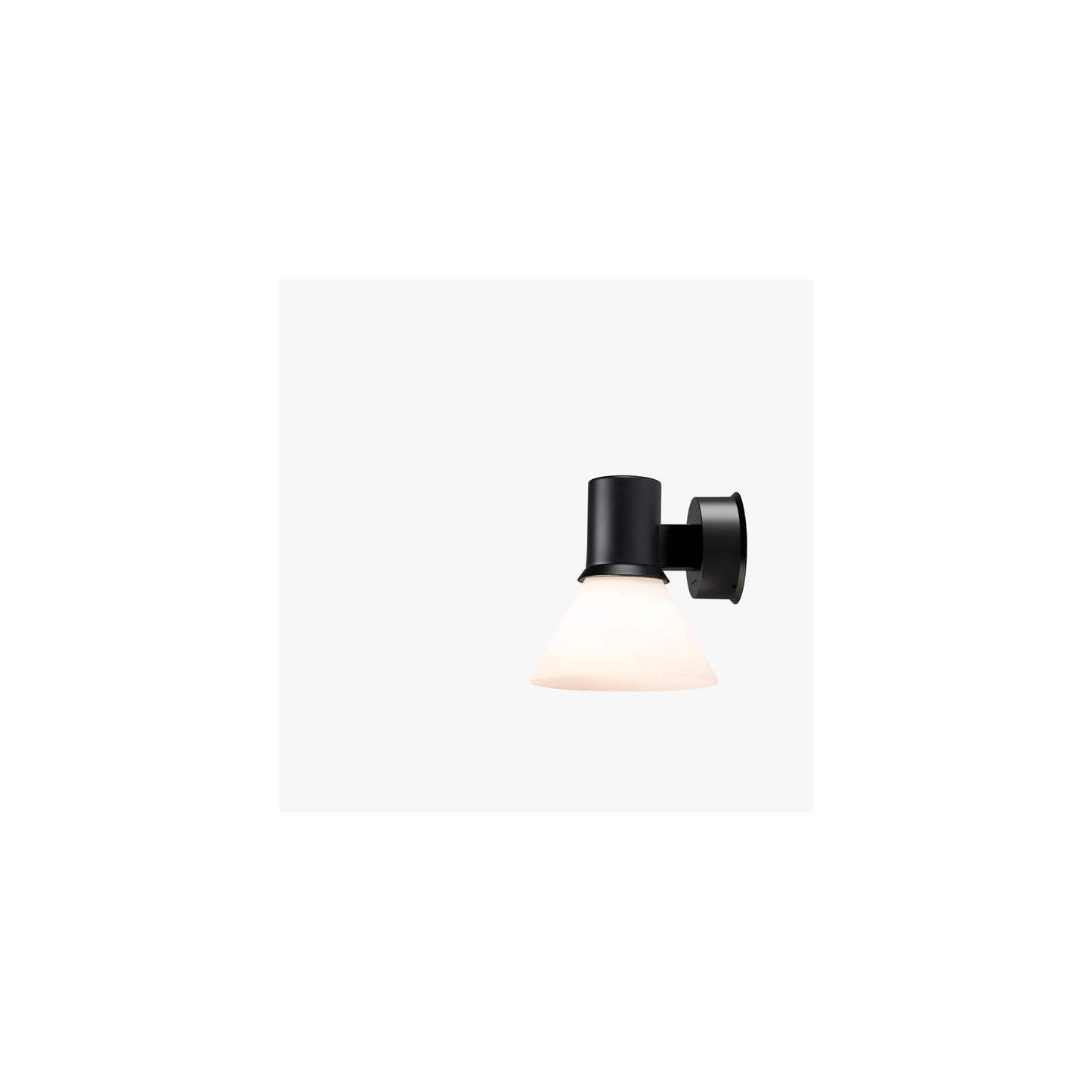 Type 80 Wall Light