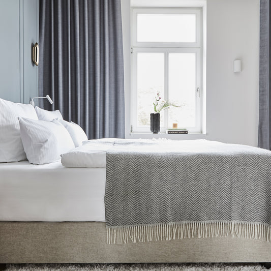 Lighting Design Secrets: How to Make Small Rooms Look Bigger (and Brighter)