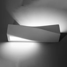 Sigma Ceramic Wall Light in White