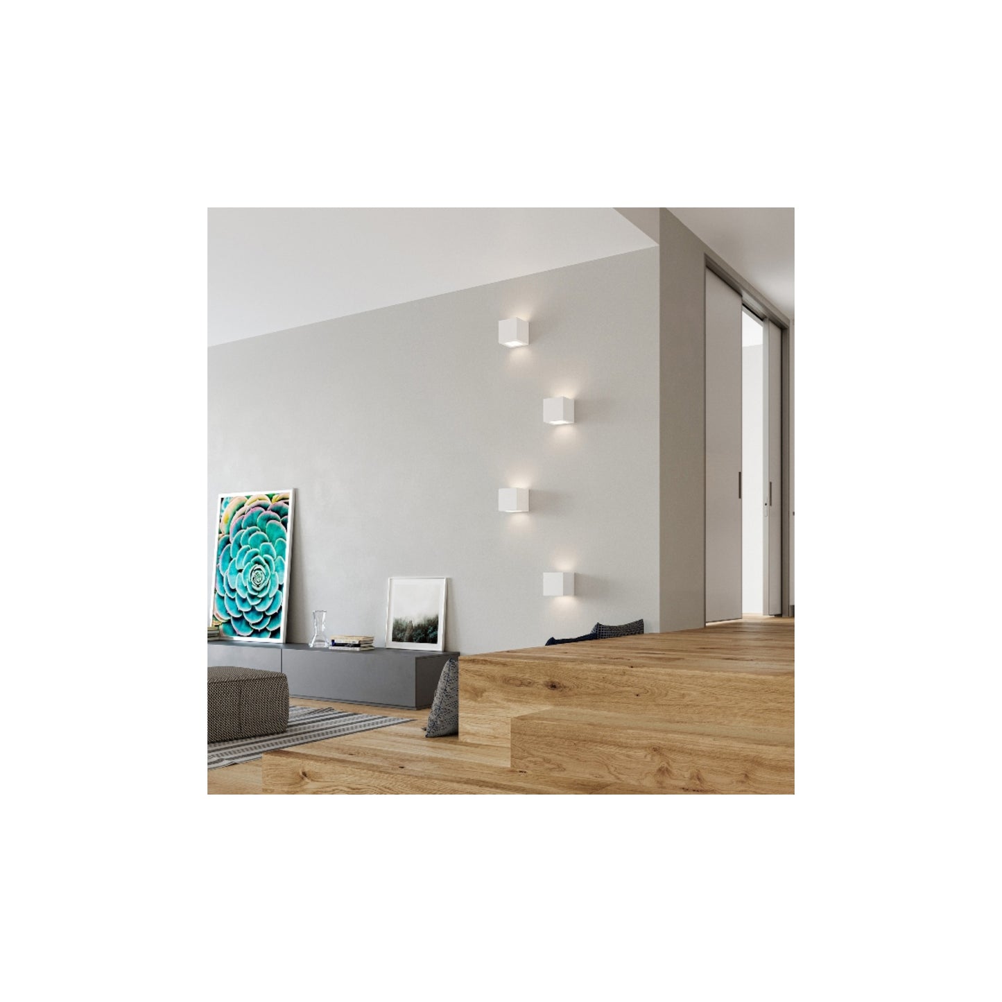 Leo Ceramic Wall Light in White