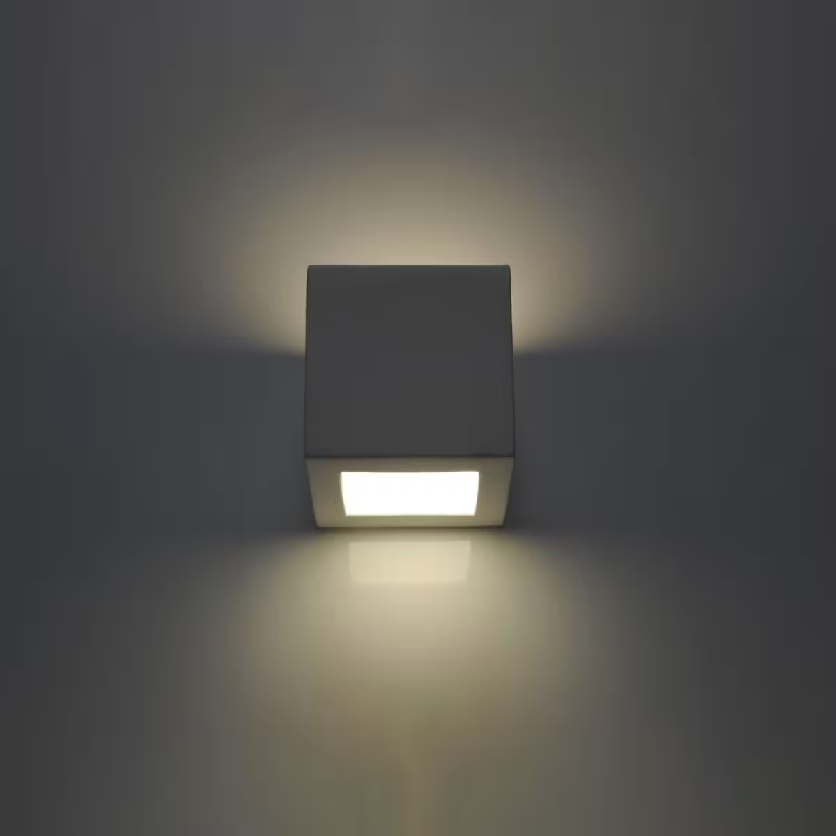 Leo Ceramic Wall Light