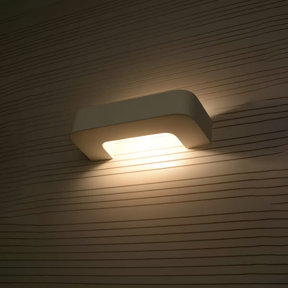 Magnet Ceramic Wall Light