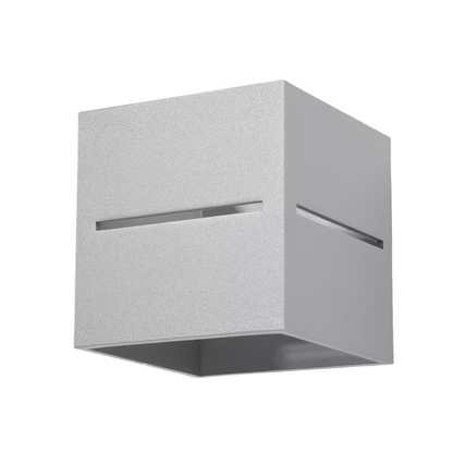 Lobo Wall Light