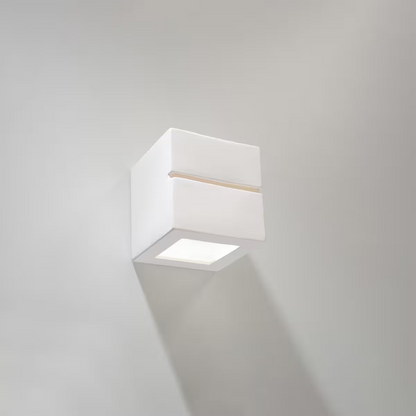 Leo Line Wall Light in White
