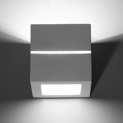 Leo Line Wall Light in White