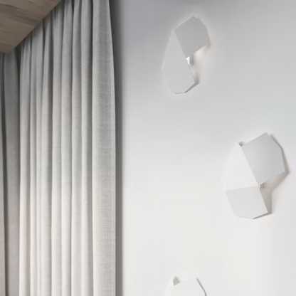 Tre Wall Light