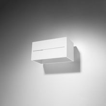 Sollux Lobo Wall Light