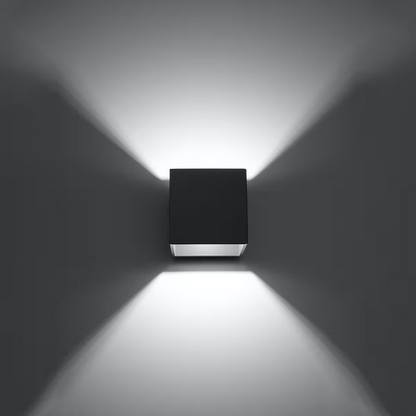 Quad 1 Wall Light