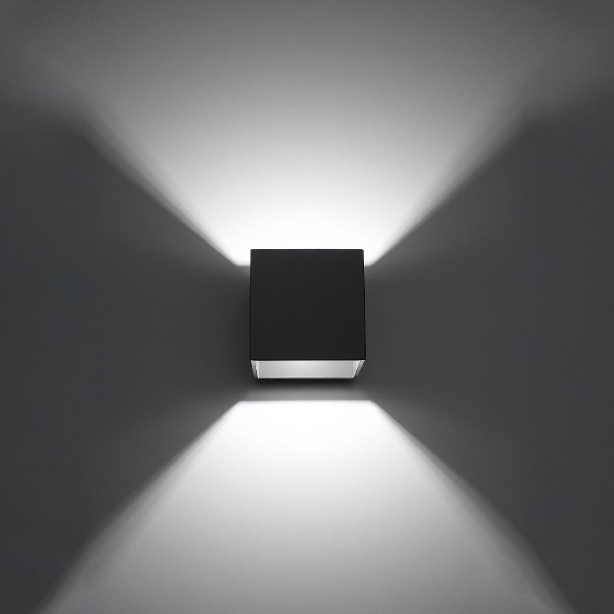 Sollux Quad Wall Light