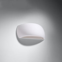 Pontius Wall Light