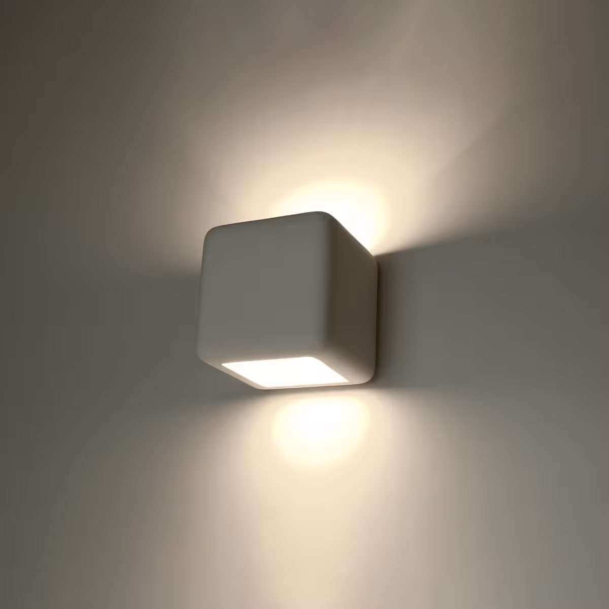 Nesta Wall Light