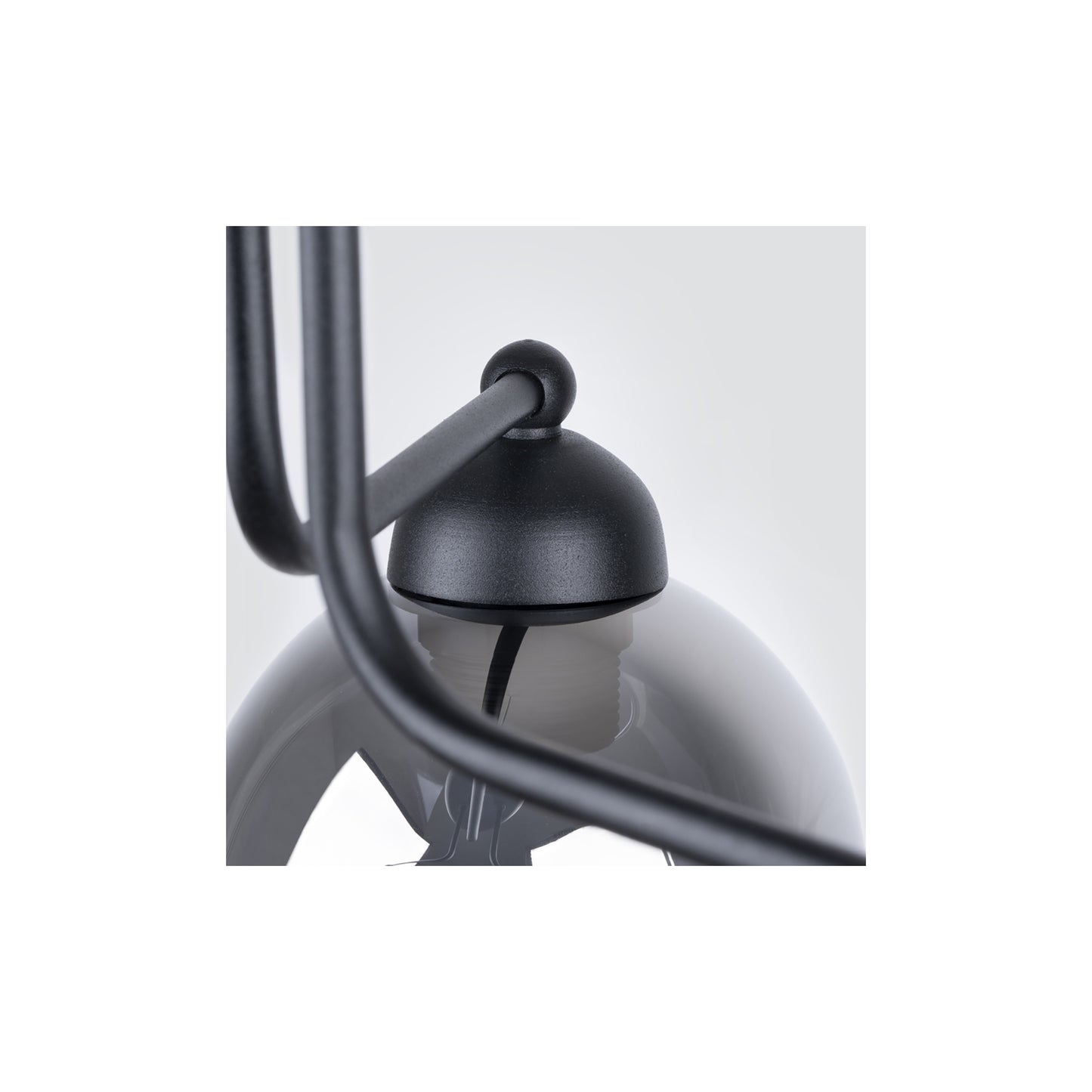 Fillan 3 Chandelier in Black