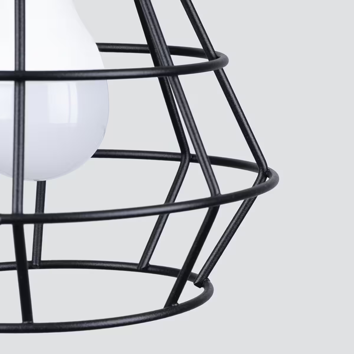 Suba Wall Light in Black
