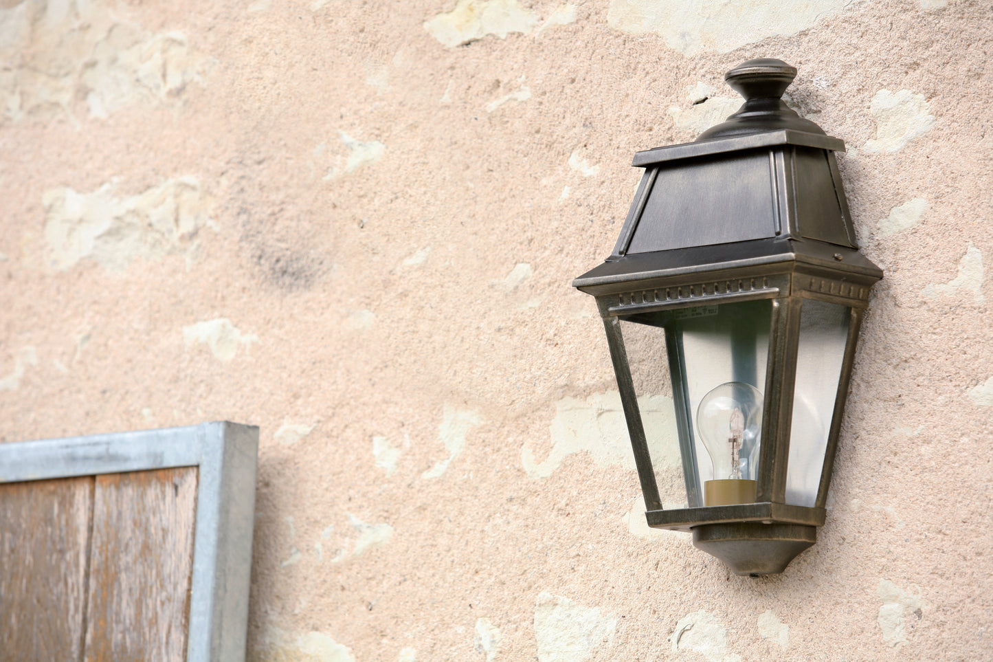 Roger Pradier Avenue 2 Outdoor Wall Light