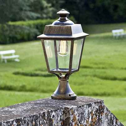 Roger Pradier Place des Vosges 1 Evolution Post Light