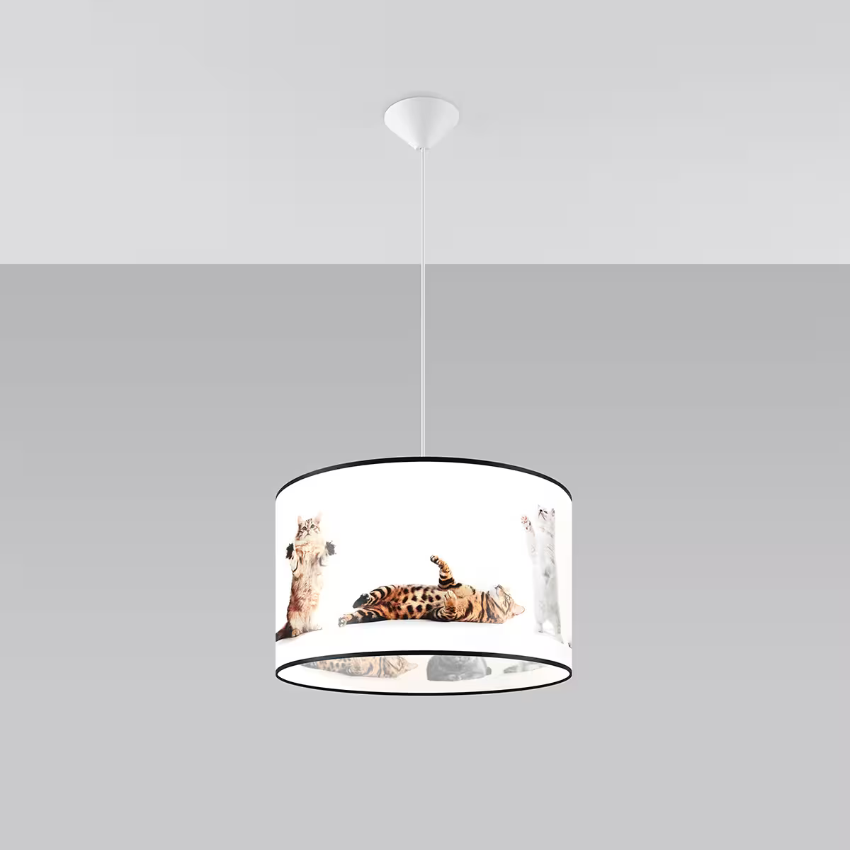 Kitty 40 Pendant