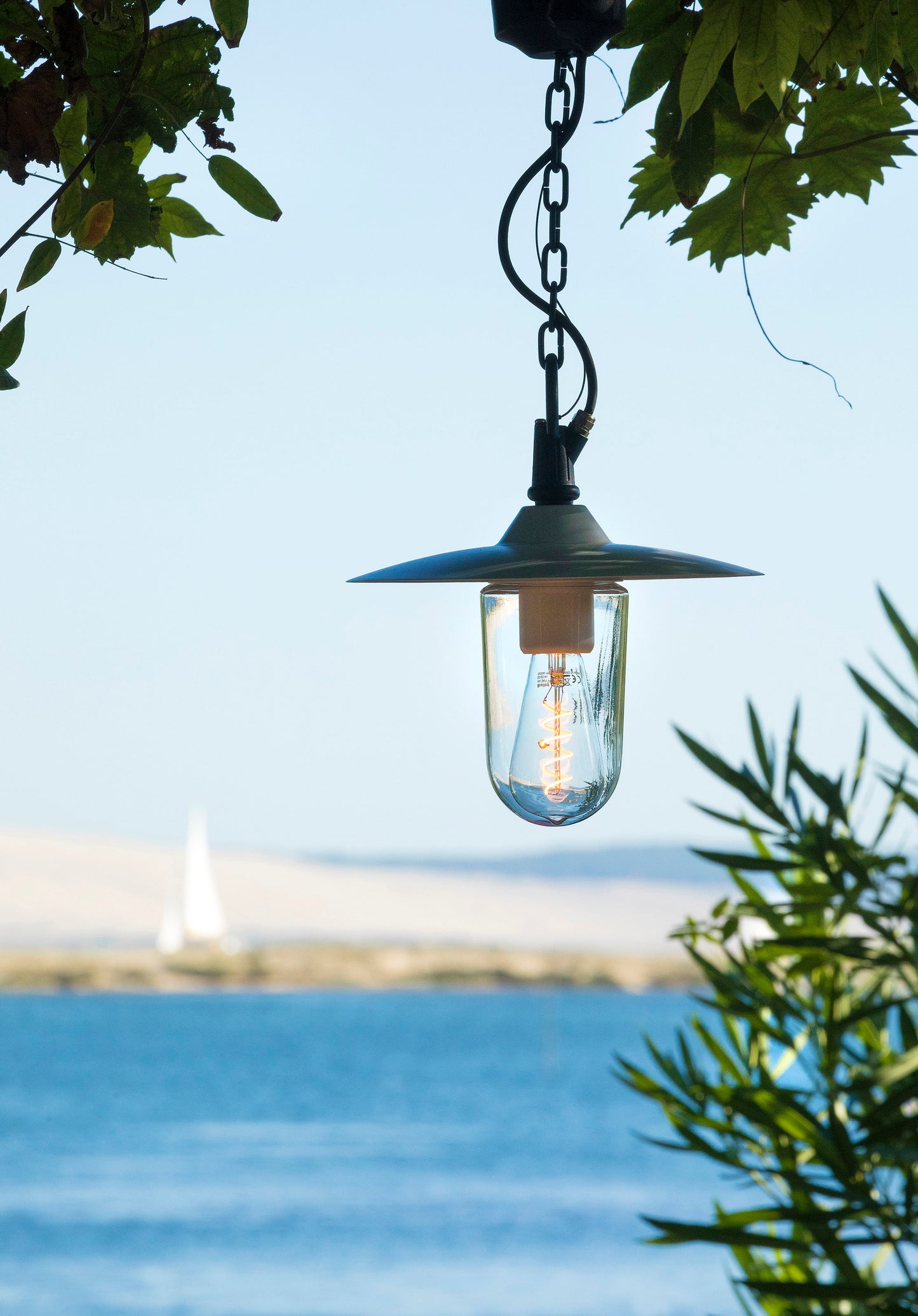 Montana Model 1 Clear Glass & White Shade Pendant
