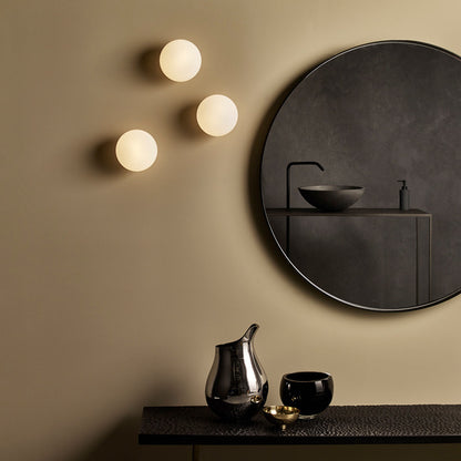 Astro Zeppo Wall Light