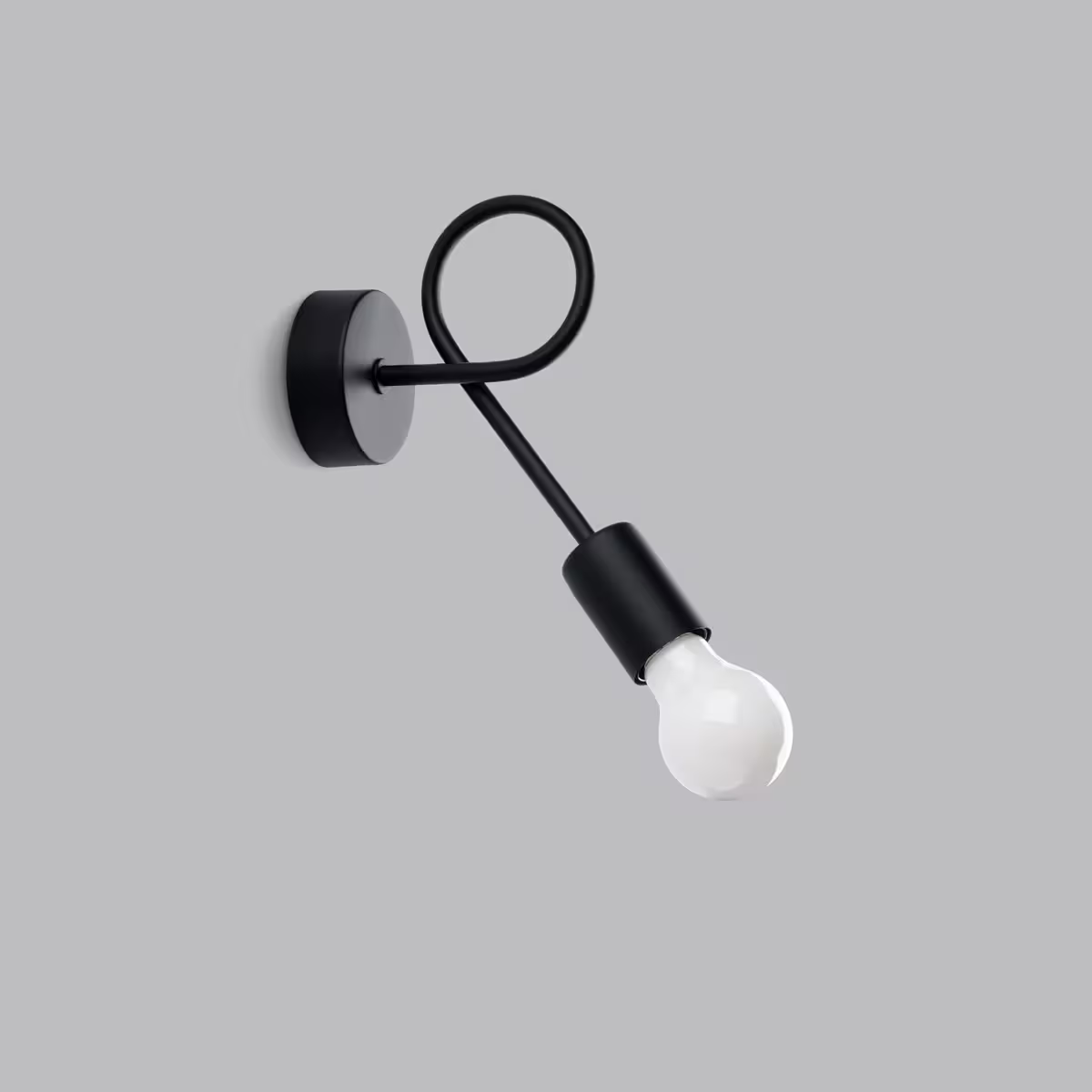 Levar Wall Light