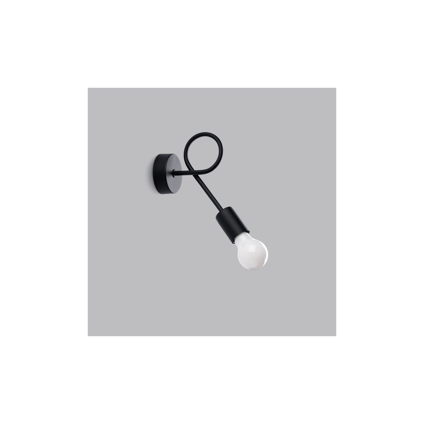 Levar Wall Light in Black