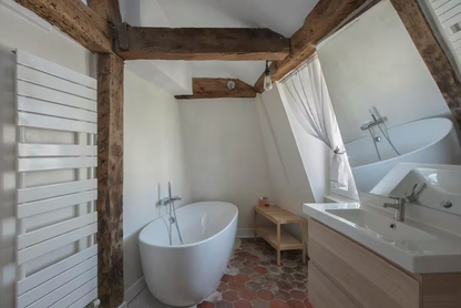 Dabb Adjustable Vintage Wall Light