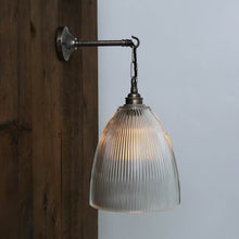 Mullan Lighting Fend Wall Light
