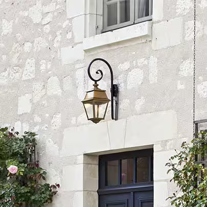 Avenue 2 Model 2 Clear Glass Wall Bracket