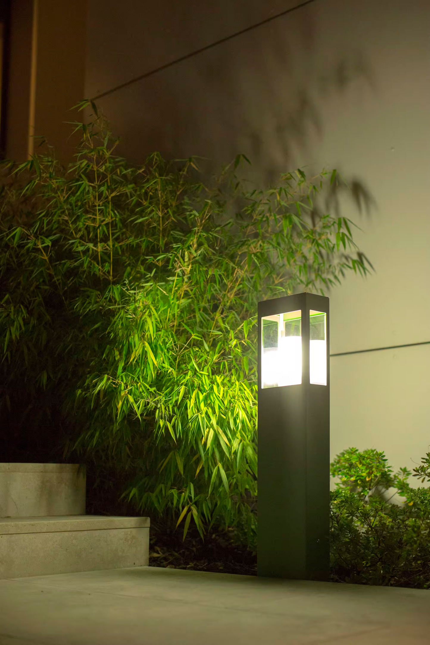 Brick Small Clear Glass Bollard with Removable Bulb Cover