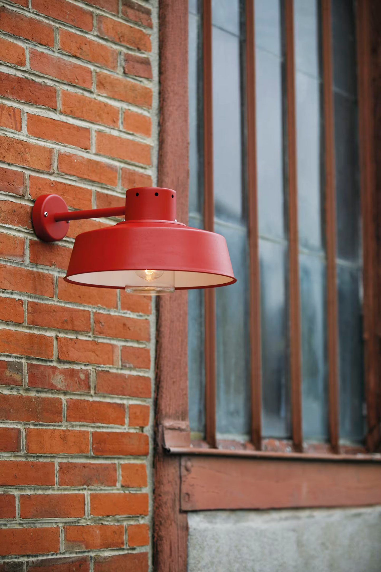 Faktory Clear Glass Downward Wall Bracket with Inner Reflector