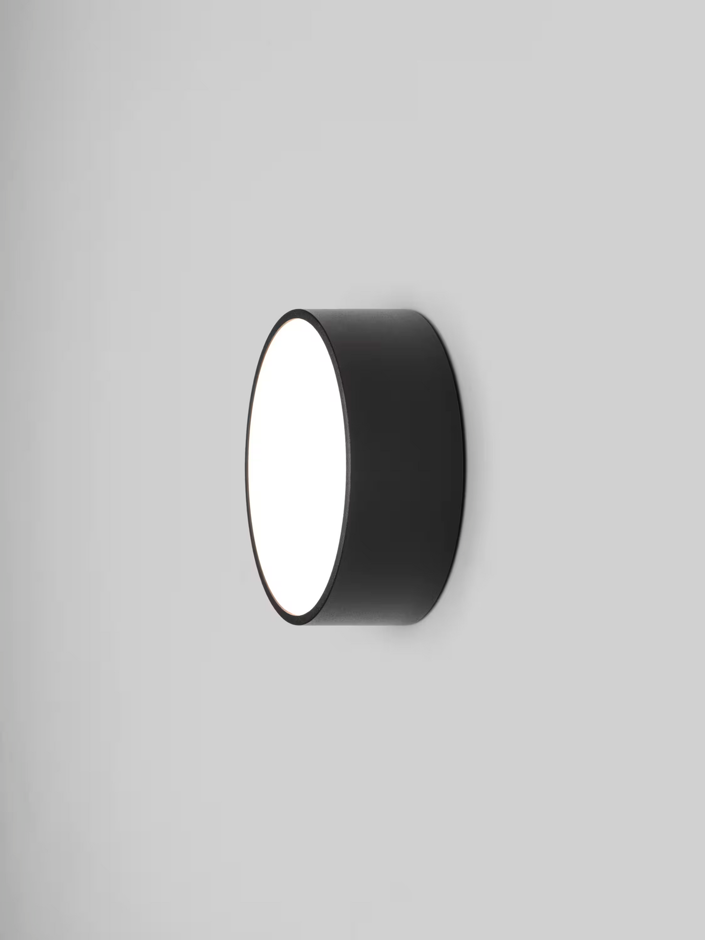 Kea 150 Round Outdoor LED Wall Light