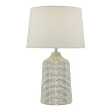 Dar Vondra Table Lamp