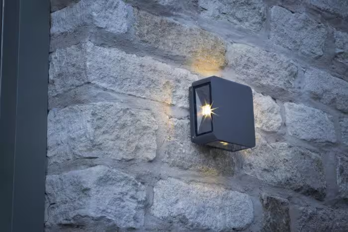 Weiss 4-Light Outdoor Wall Lamp