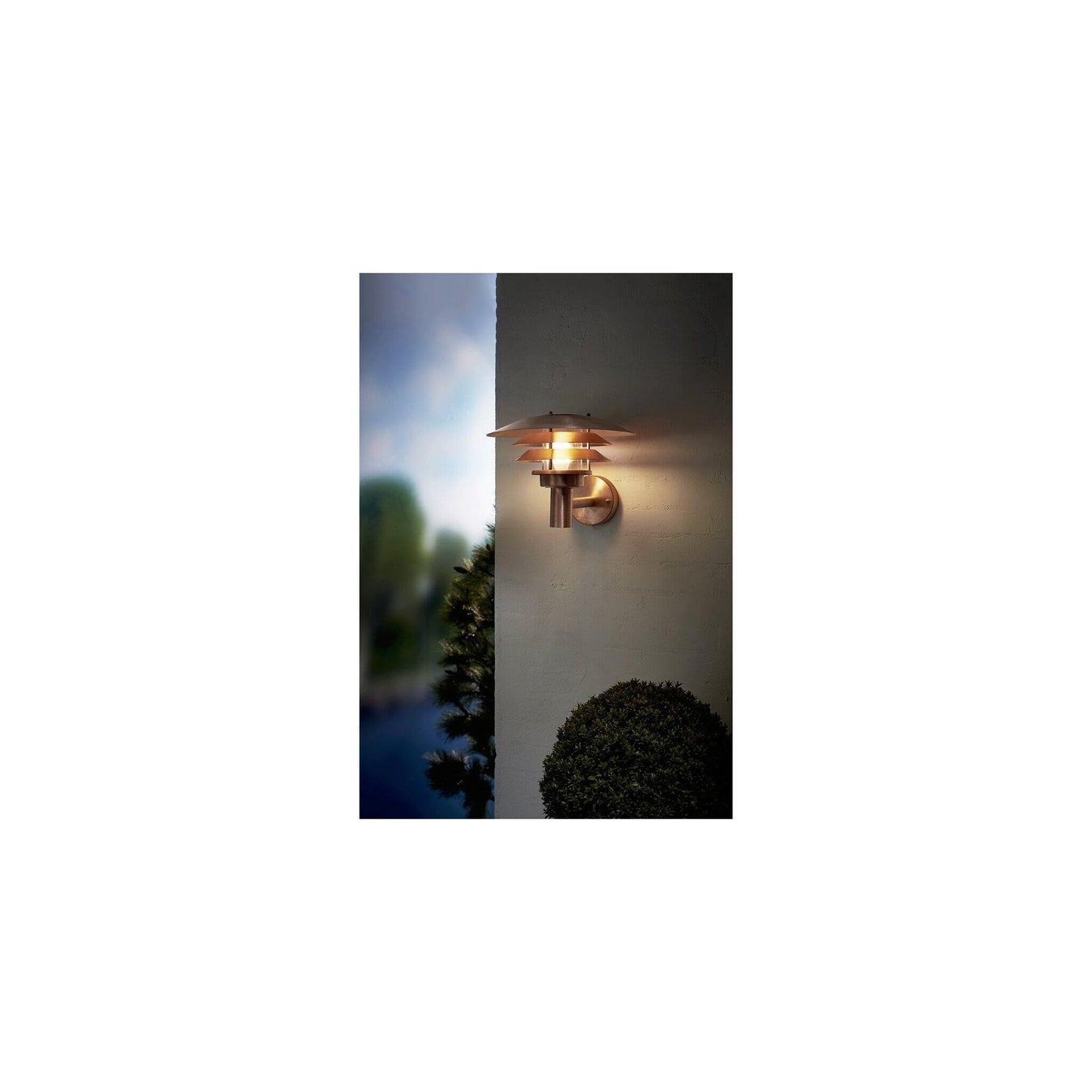 Venø Exterior Wall Light with Layered Shades