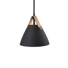 Strap 16 Metal Pendant with Leather Detail