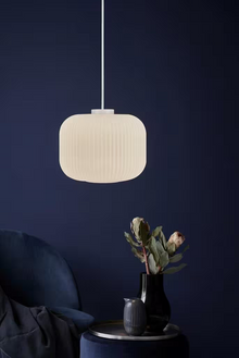 Milford 30 Opal White Pendant