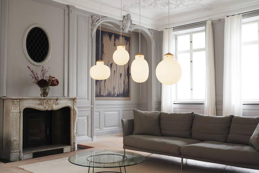 Raito 22 Oval Pendant Brass