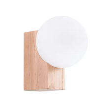 Bulbo Wall Light in Natural Wood